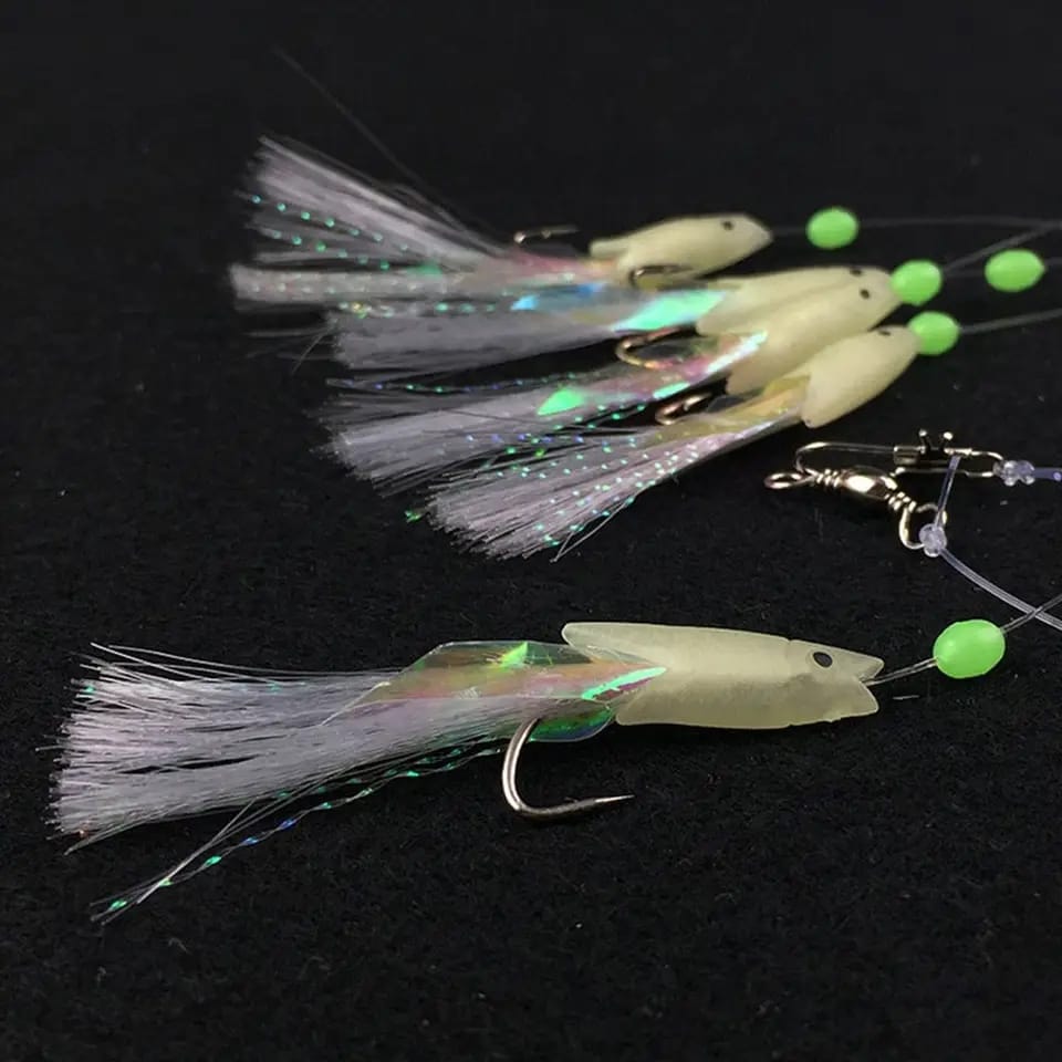 5Pcs/Set Feathers Luminous Fishing Hook Treble Bait